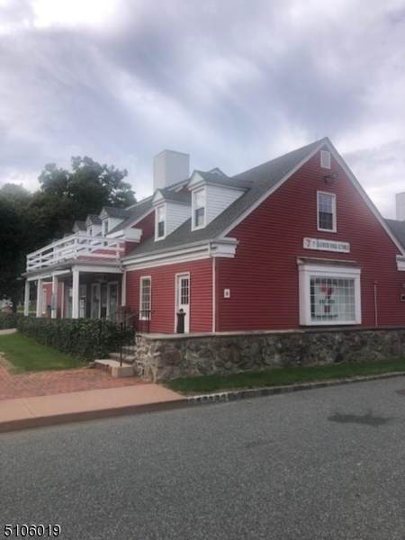 Route517 - Photo 1