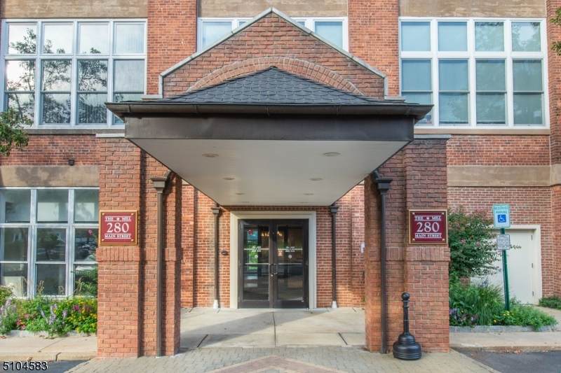 280 Main Street Unit 207 - Photo 1