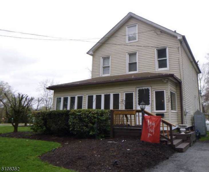 128 Main St - Photo 1