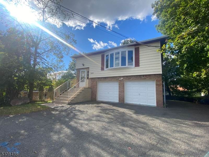2519 Waverly Pl - Photo 1