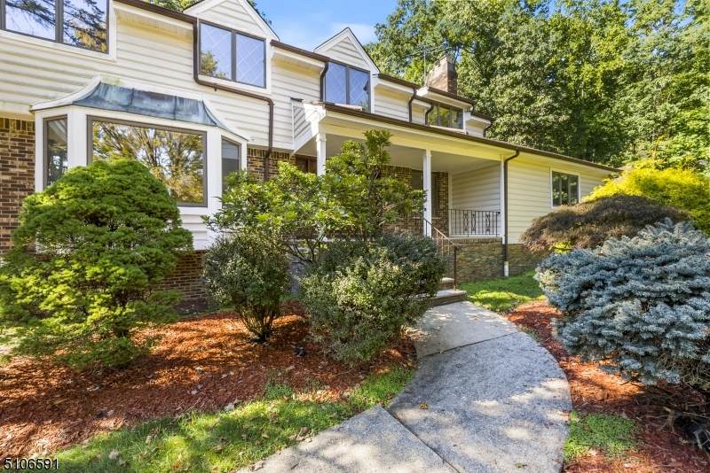 750 Bridle Way - Photo 1