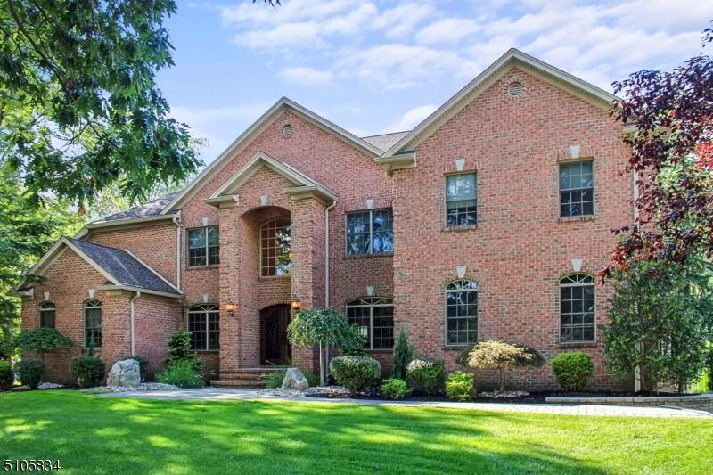 15 Briarheath Ln - Photo 1