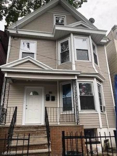 576 13Th Ave - Photo 1