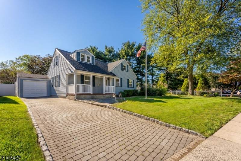 339 Washington Ave - Photo 1