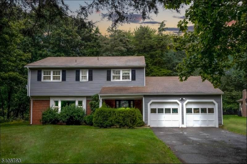 7 Liberty Ln - Photo 1