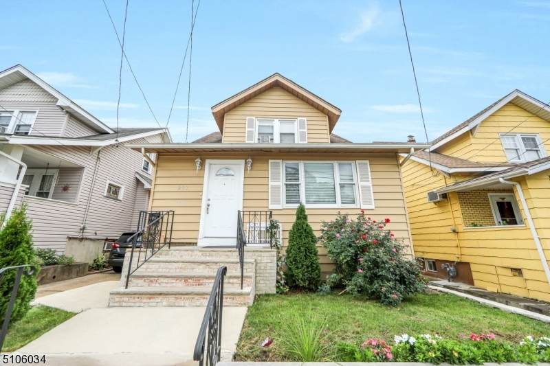 283 E 6Th St - Photo 1