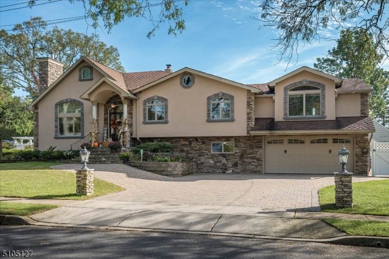 16 Lawrence Rd - Photo 1