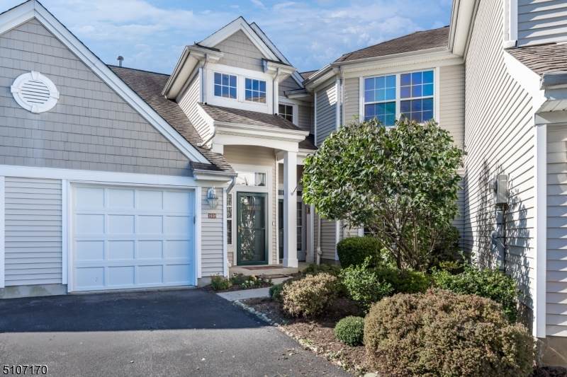 1038 Deerhaven Ter - Photo 1