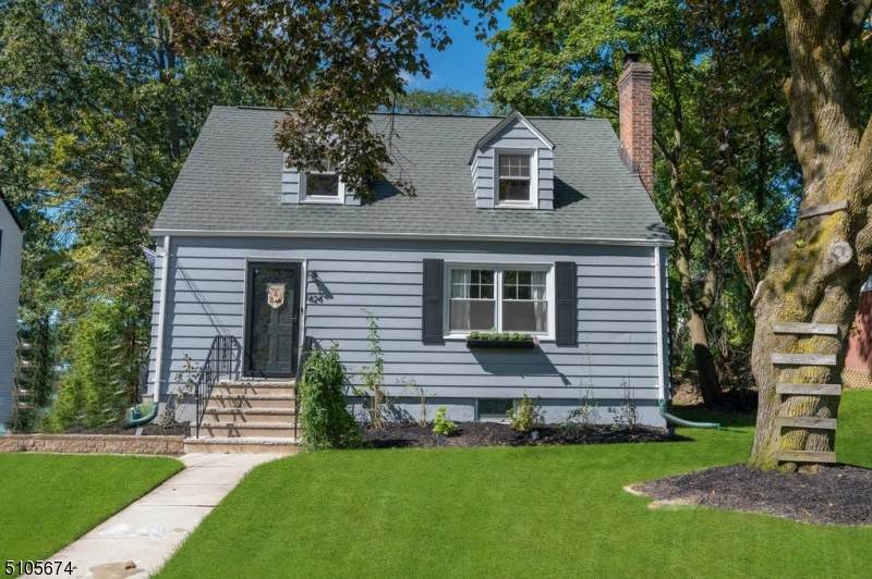 424 Ridge Rd - Photo 1