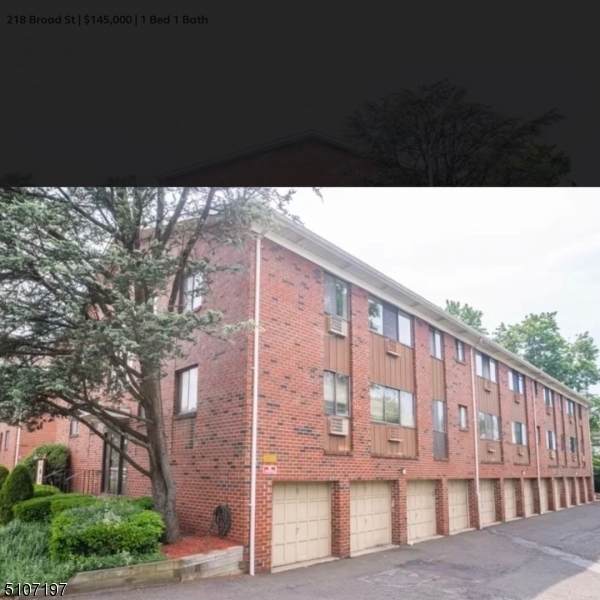 218 Broad St - Photo 1