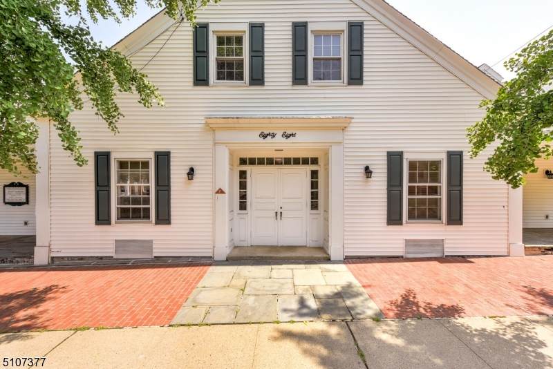 88 S Finley Ave - Photo 1