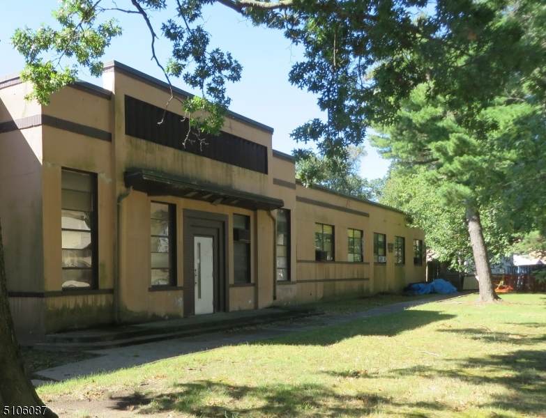 1 Coan Pl - Photo 1