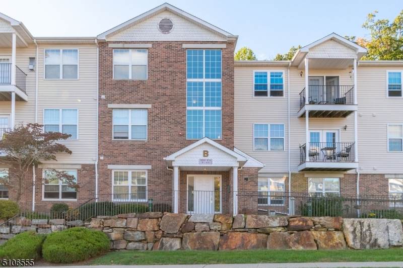 19 Mountainview Ct - Photo 1