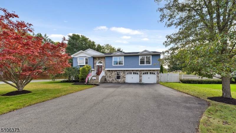 11 Evelyn Pl - Photo 1