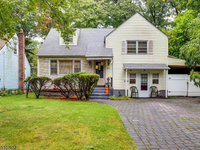 1161 Inwood Pl - Photo 1