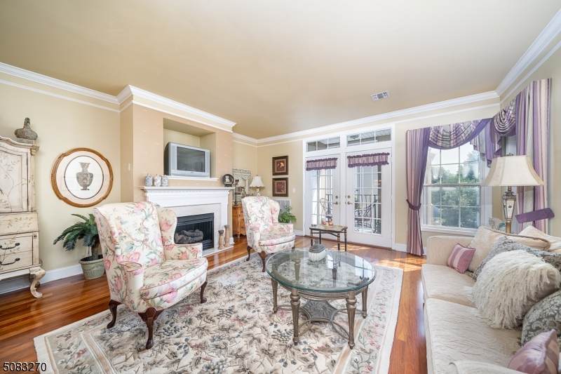 8210 Harcourt Rd - Photo 1
