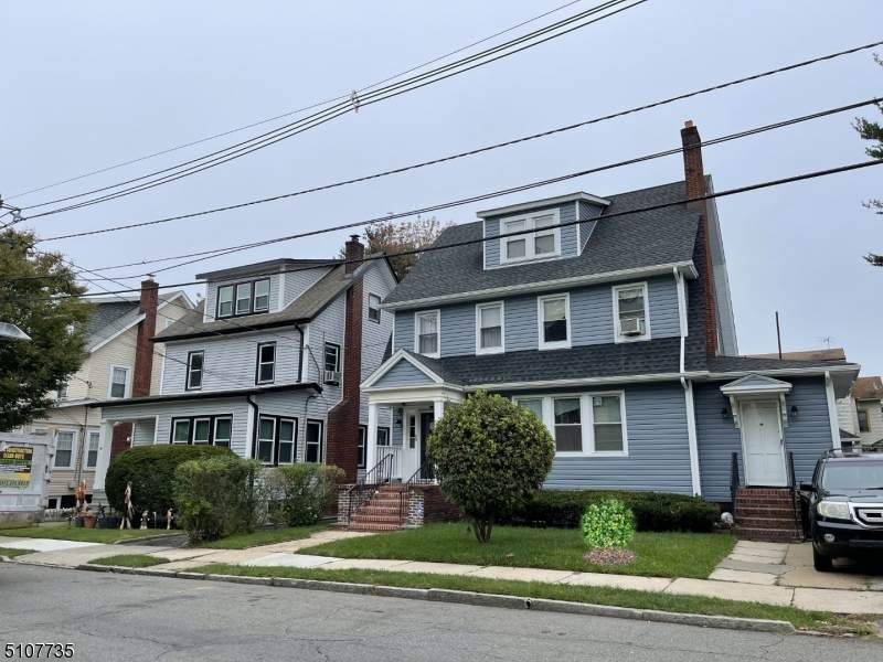 24 Longfellow Ave - Photo 1