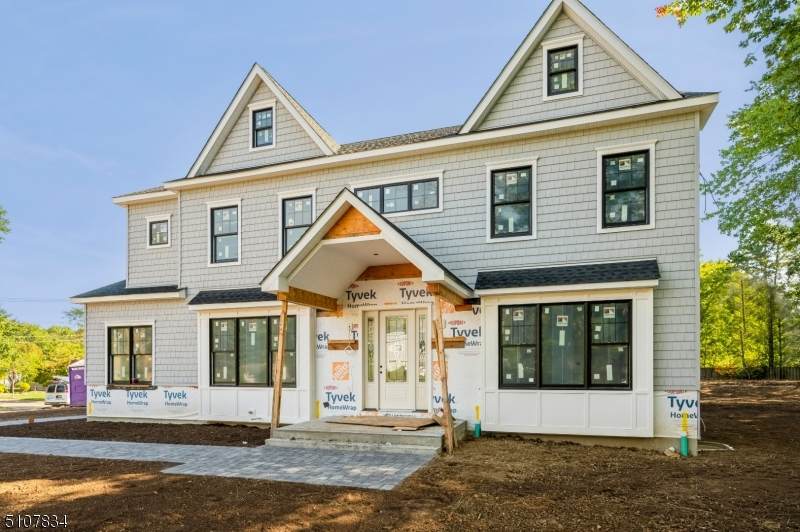 159 Walnut St - Photo 1