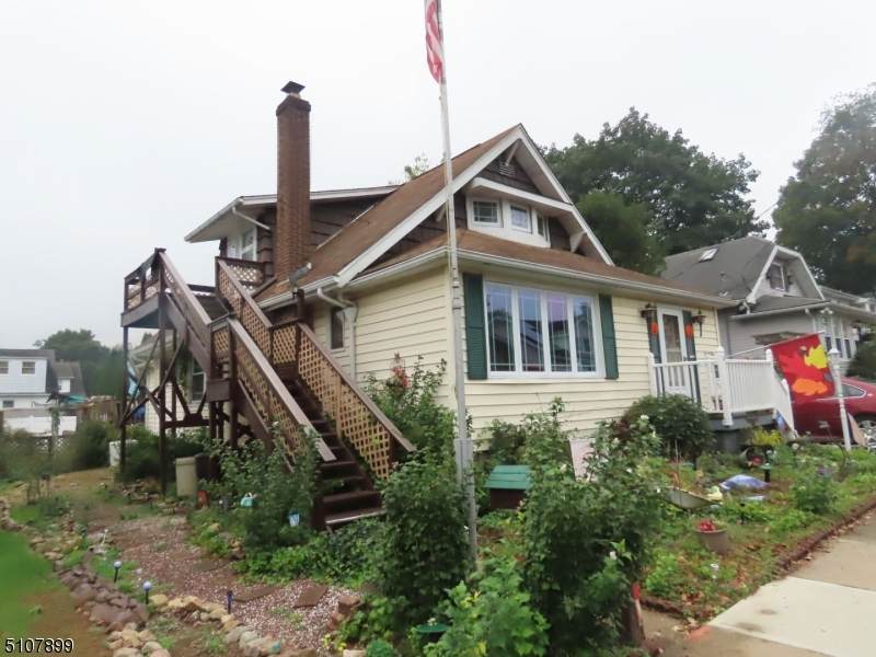 21 Downs Ave - Photo 1