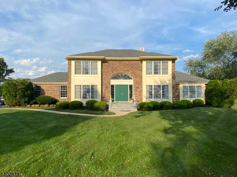 9 Hickory Ct - Photo 1
