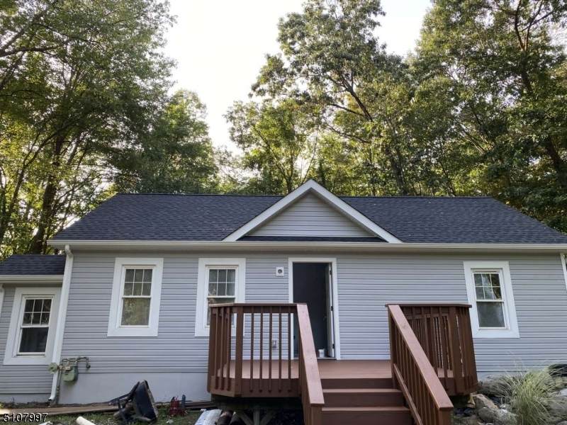 61 Elm St - Photo 1