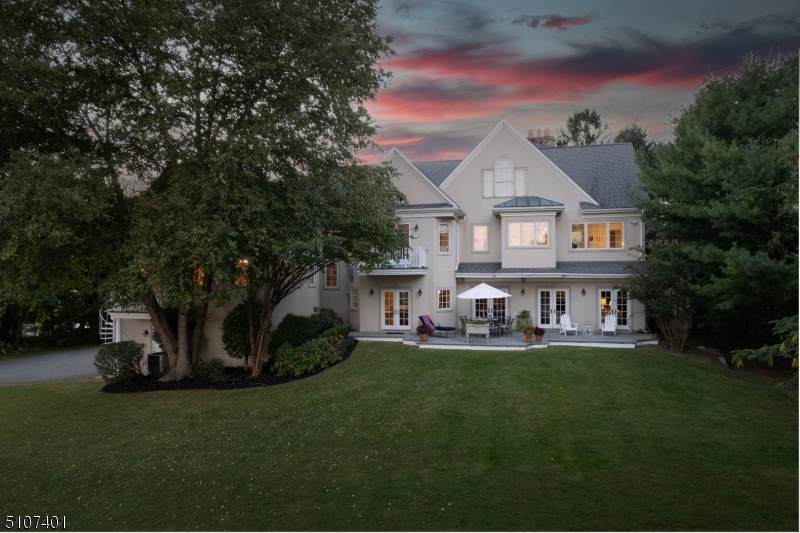 96 Fairfield Rd - Photo 1