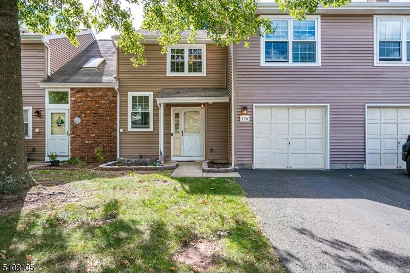 176 Jordans Cir - Photo 1