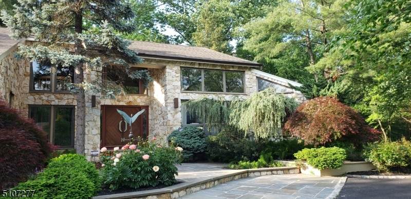 12 Heather Lane - Photo 1