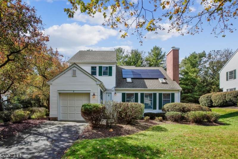 6 Hampton Ct - Photo 1