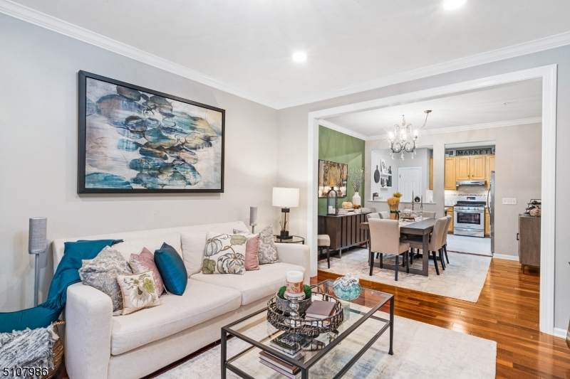 275 Pinelli Dr - Photo 1