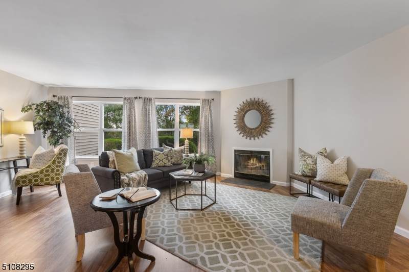 203 Bexley Ln - Photo 1