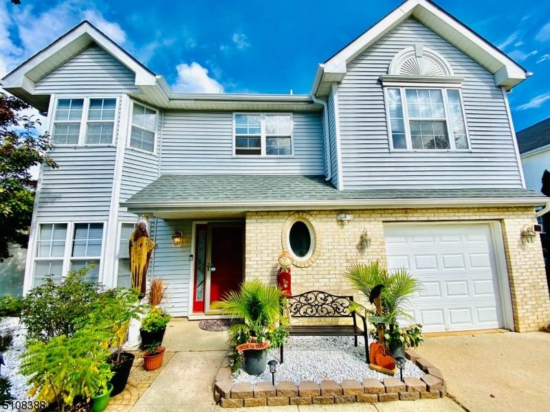 62 Tall Oaks Ct - Photo 1
