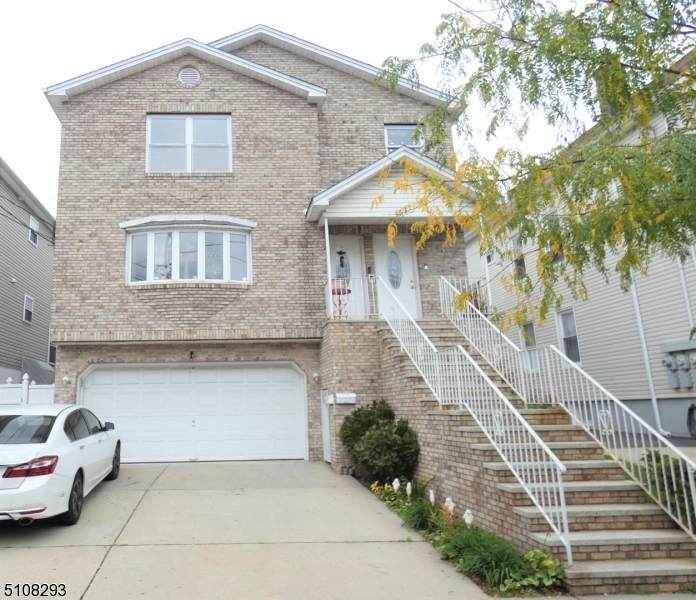 826 Monroe Ave - Photo 1