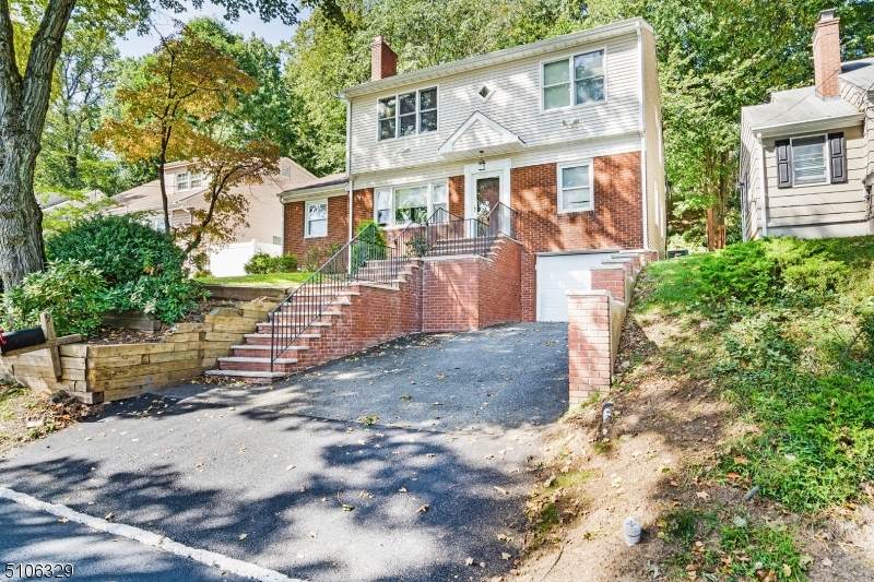 9 Coolidge Ave. - Photo 1