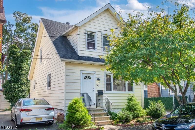 146 Linden Ave - Photo 1