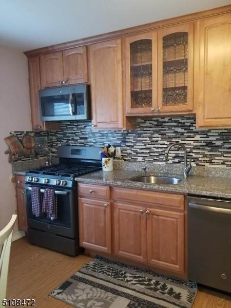 181 Long Hill Road R-2 - Photo 1