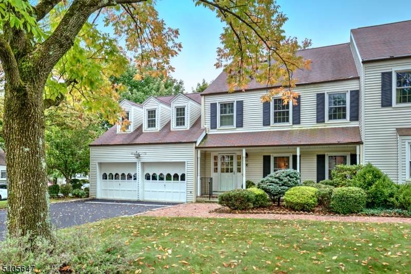 23 Wexford Dr - Photo 1