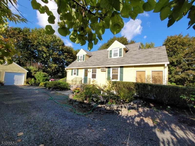 11 Cherry Valley Rd - Photo 1