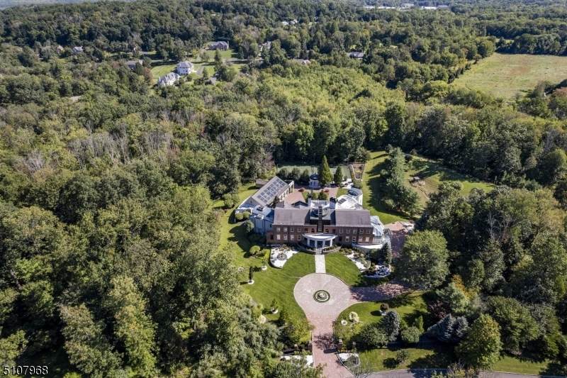 6 Ravinn Lane - Photo 1
