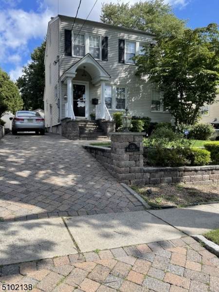 134 Rutgers Pl - Photo 1