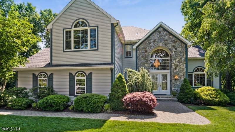 24 Weldon Rd - Photo 1