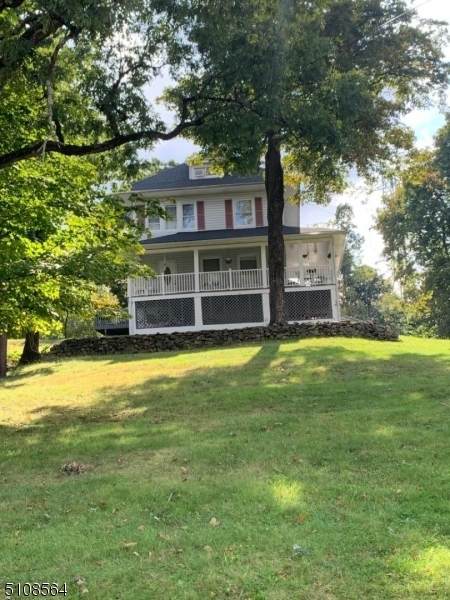 140 Gould Ave - Photo 1