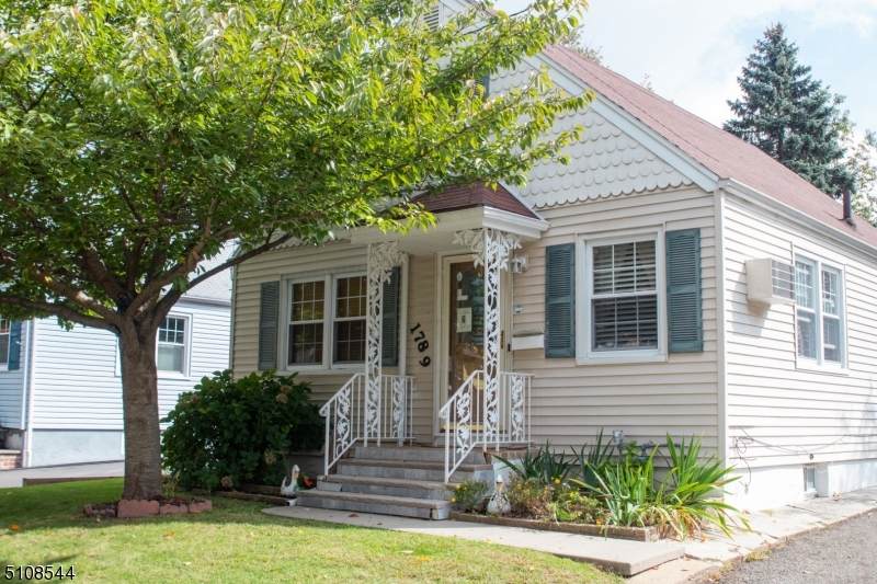 1789 Church St - Photo 1
