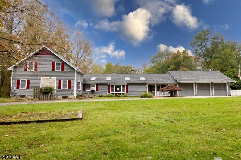 205 Willows Rd - Photo 1