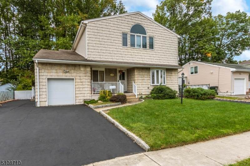 145 Carson Dr - Photo 1