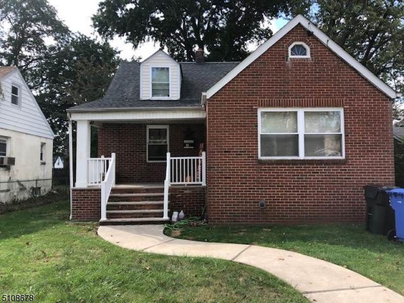 41 Jensen Ave - Photo 1