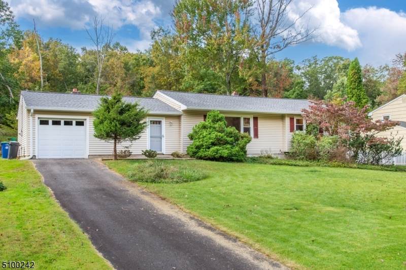 1035 Buxton Rd - Photo 1