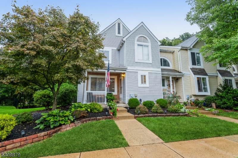 94 Longacre Ct - Photo 1