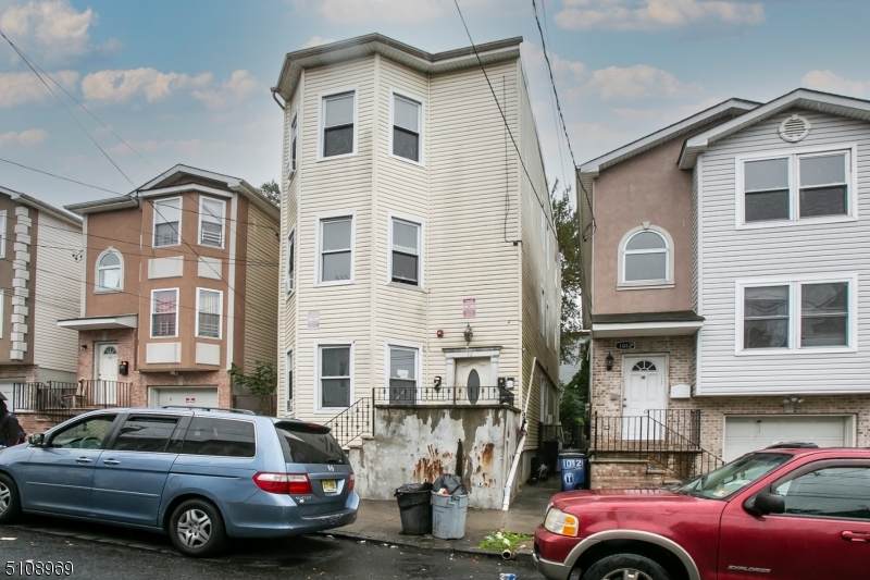12 12Th Ave - Photo 1