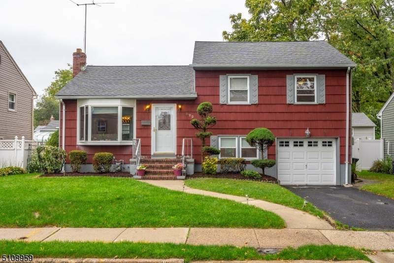 822 Colonial Arms Rd - Photo 1